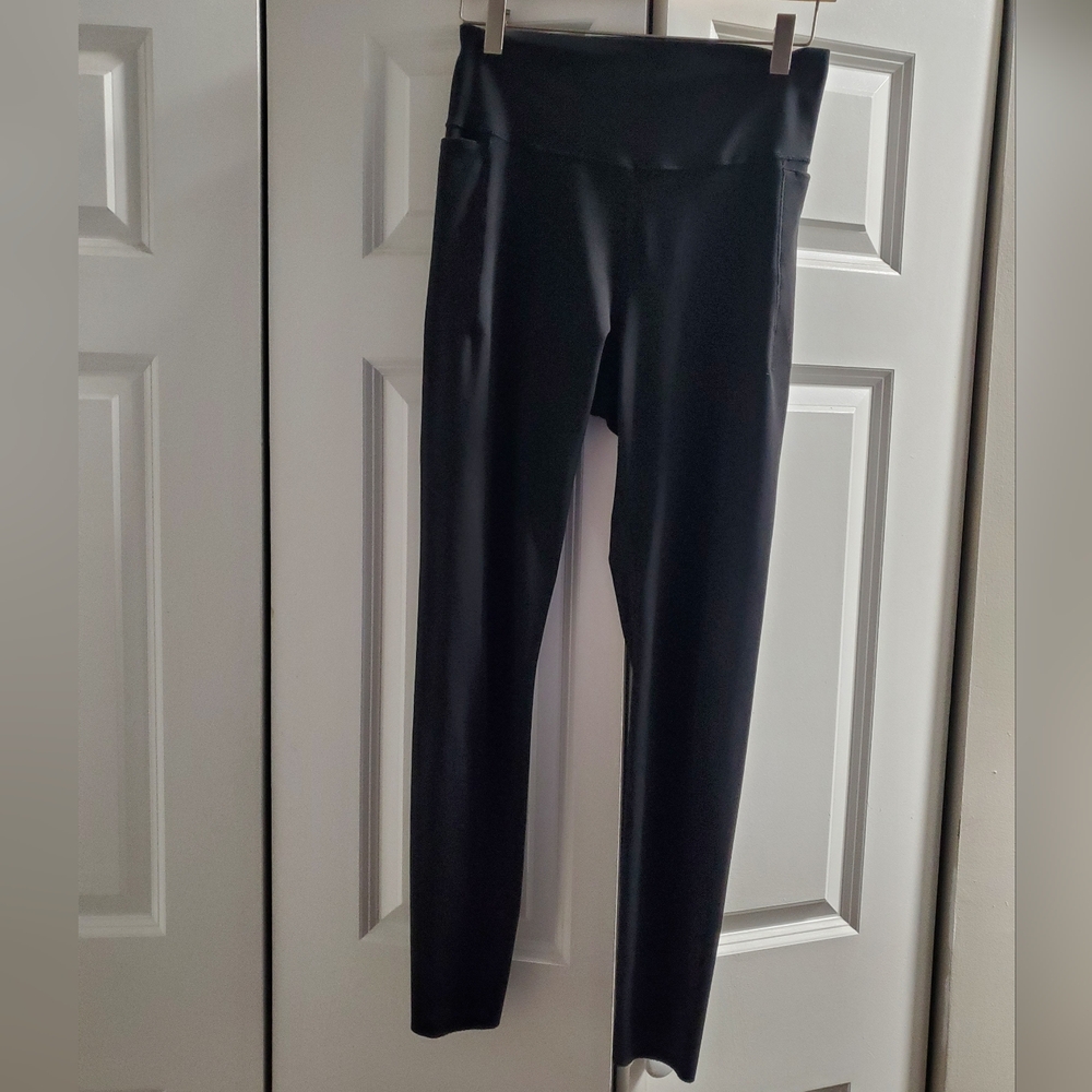 PINK Victoria's Secret Leggings w/ Pockets Black Size Large